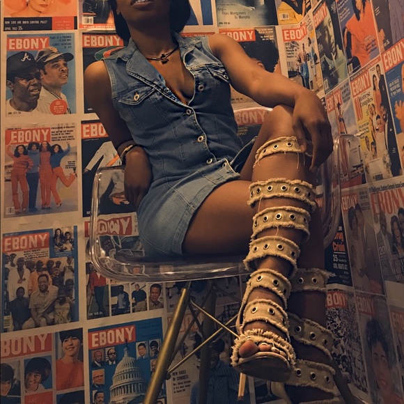 Cape Robbin Knee High Heels women’s 6 - Picture 2 of 2